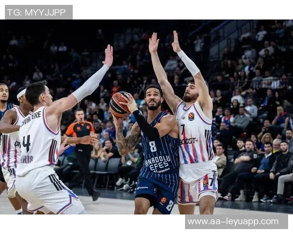 雷迪克透露詹姆斯东契奇缺席对勇士季前赛将影响比赛走势